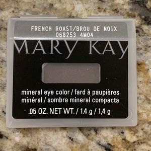 Mary Kay French Roast eyeshadow eye color